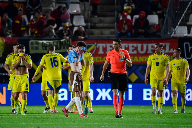 德尚谈姆巴佩与法国队:他肩负着国家队的希望