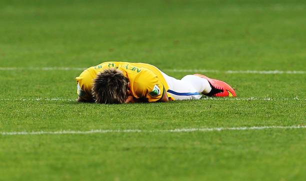 诺伊尔的身高优势:为何1米93是门将的黄金标准?