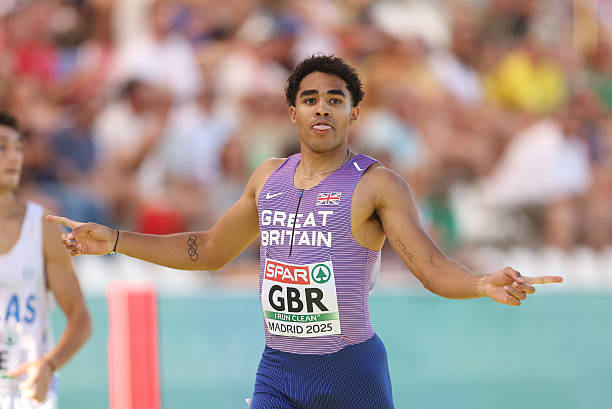 探索曹静珍的职业生涯：陈若琳的队友与竞争对手