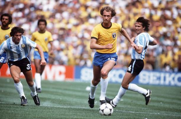 十大世界杯主题曲:哪首旋律一响,就能让你想起绿茵场上的激情?