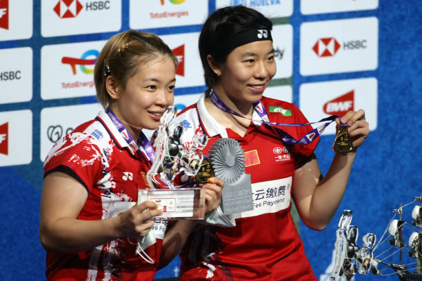 从握拍到扣杀！小学生羽毛球教学视频全集完整版