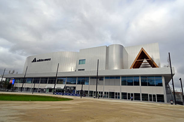 羽毛球单打比赛规则：如何正确计算得分与胜负