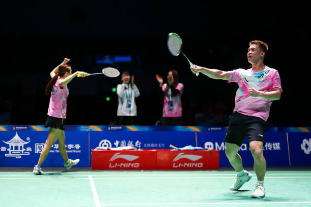 国羽一姐之争再起波澜，何冰娇险胜陈雨菲