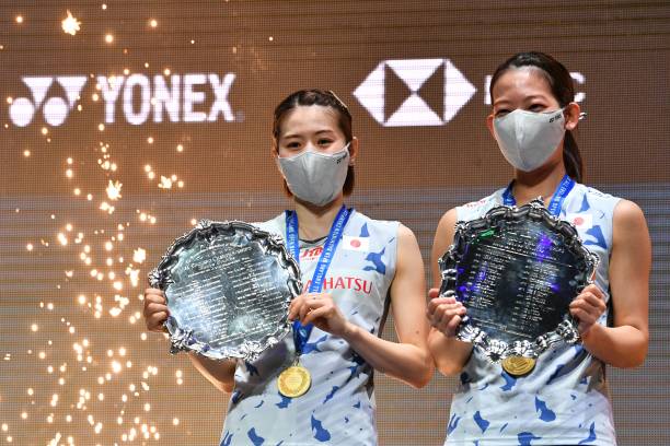 羽毛球爱好者必看!川崎经典款球鞋长期使用评测