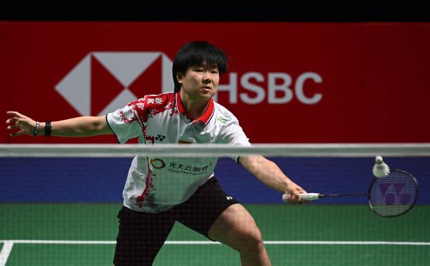 羽毛球单打界线规则：发球区与比赛区的区别