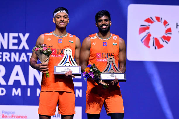 羽毛球双打比赛计分规则：21分制详解