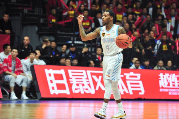 篮球场实木地板生产厂家推荐：品质与服务的双重保障