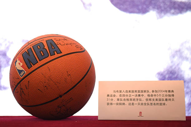 运动小达人：跳绳与篮球的精彩表现