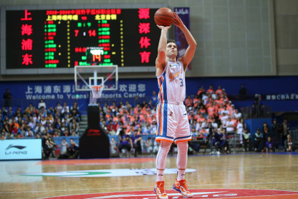 篮球场施工常见问题及解决方案：从地基处理到表面维护