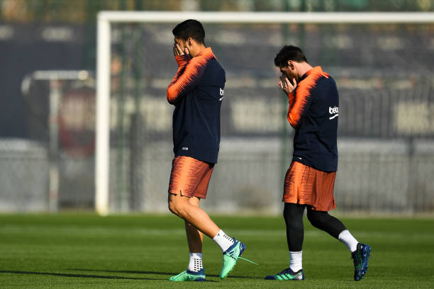 禁区之狐与偷猎者：实况足球中的前锋艺术