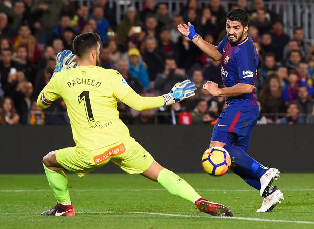 欧冠决赛完整录像：从开场到颁奖，重温激情之夜！