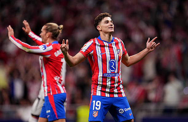 禁区犯规后进球，点球还会判吗？规则详解