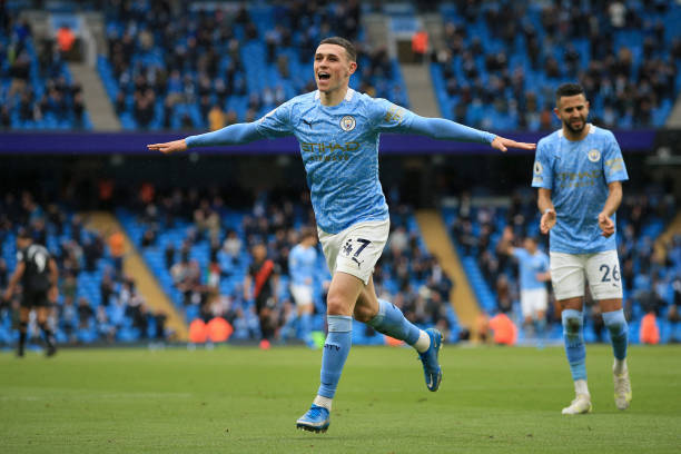 两代球星的辉煌岁月：巴乔与C罗的足球时光