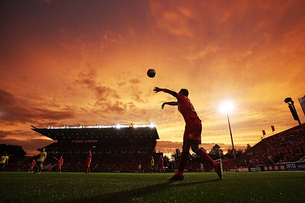 超越700球大关：足坛进球机器的传奇故事