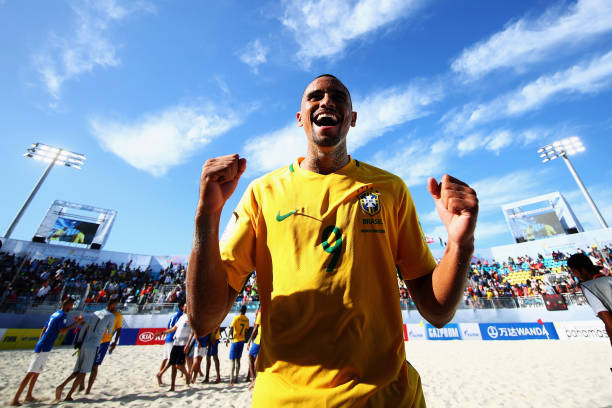 裁判必读：2025足球竞赛规则完整指南