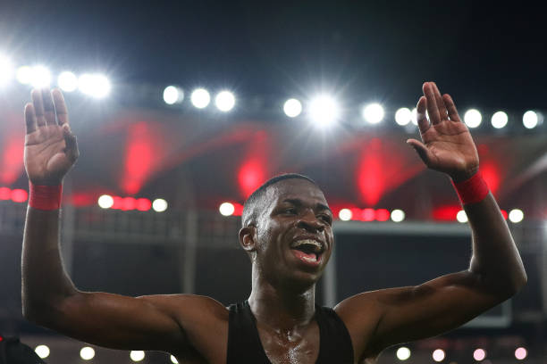 欧冠淘汰赛时间表：16强至决赛的完整赛程安排