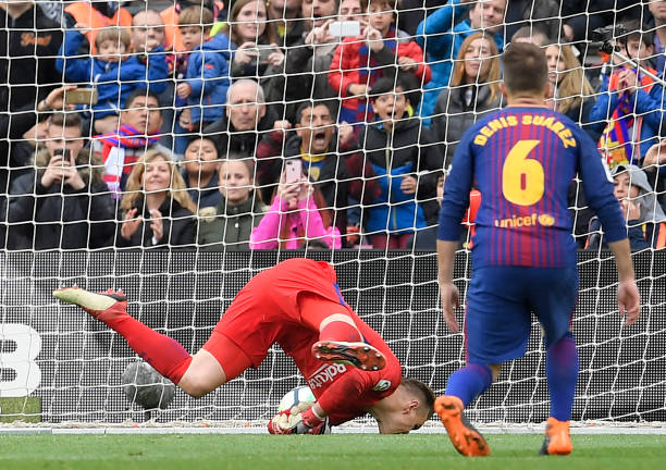 如何利用胜率查询功能提升FIFA足球世界竞技水平