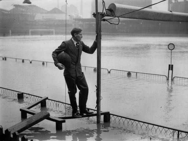 姆巴佩天价转会巴黎：8亿欧元创足坛新纪录