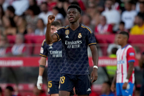 法甲第X轮后积分榜：大巴黎领跑，里尔冲击前四