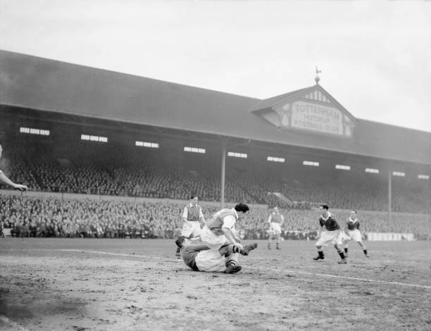 德甲冠军悬念终结，颁奖典礼将在主场还是客场举行？