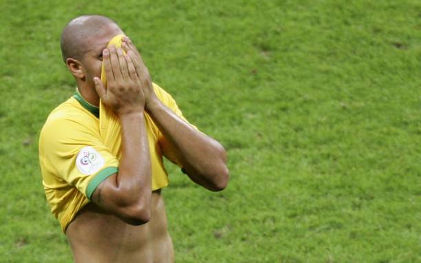 C罗纳尔多代表哪个国家队？盘点他的国际赛场成就