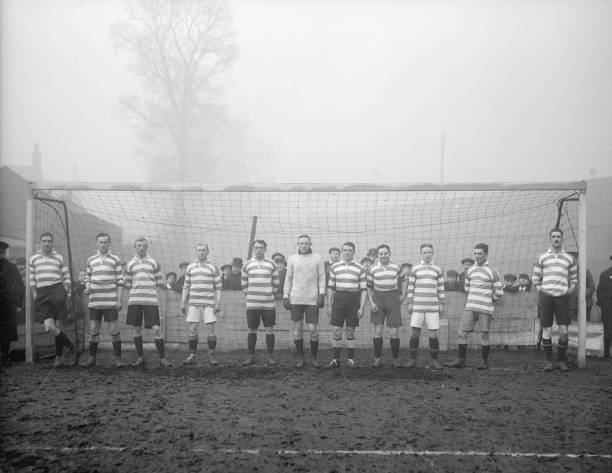 德法大战前瞻：战术对决与球星碰撞