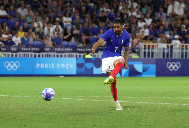 欧洲杯冠军代表国家还是俱乐部？欧冠与欧洲杯的区别解析