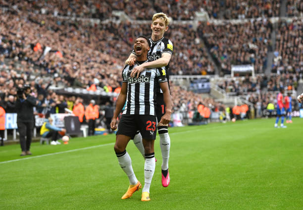 从克鲁伊夫到恩里克：巴萨欧冠冠军传承