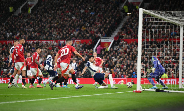 2009欧冠决赛全场录像：巴萨2-0曼联，梅西头球破门