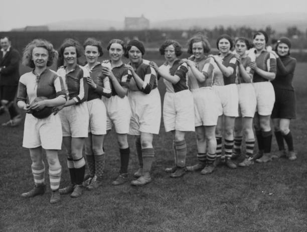 阿根廷球王马拉多纳：职业生涯与经典时刻回顾