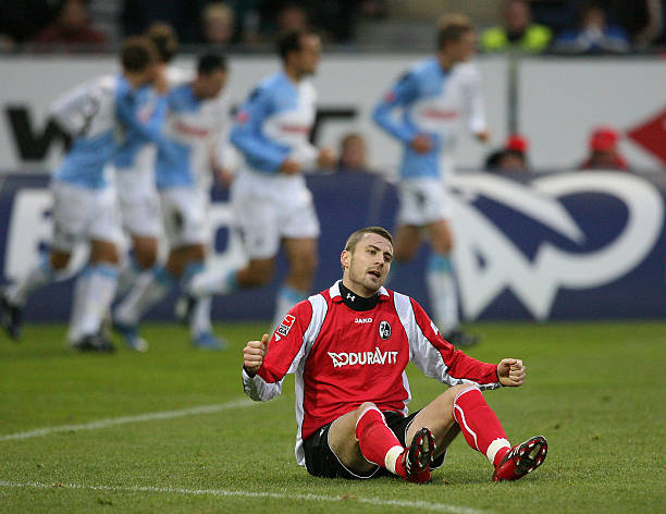 笼式足球场价格影响因素：场地、围网、地面材料等