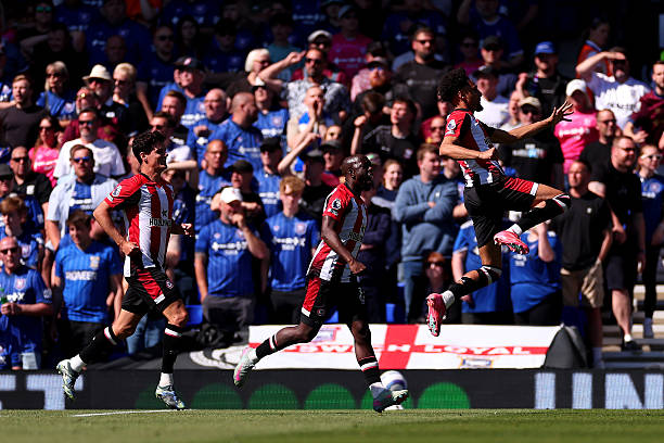 从规则到实战：如何准确判罚角球