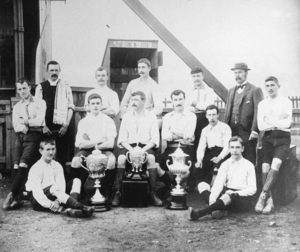 数据对比：C罗和罗纳尔多，谁的进球效率更恐怖？