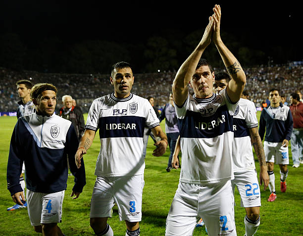 手机一键查询大连中超比赛时间：微信/APP操作教程