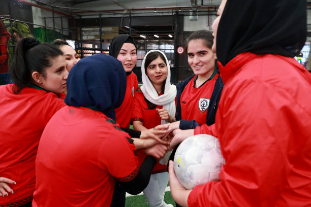 88米的艺术大师：身高如何塑造博格坎普的踢球风格