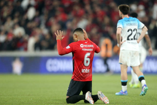 C罗vs梅西：2010/11欧冠射手王的巅峰对决