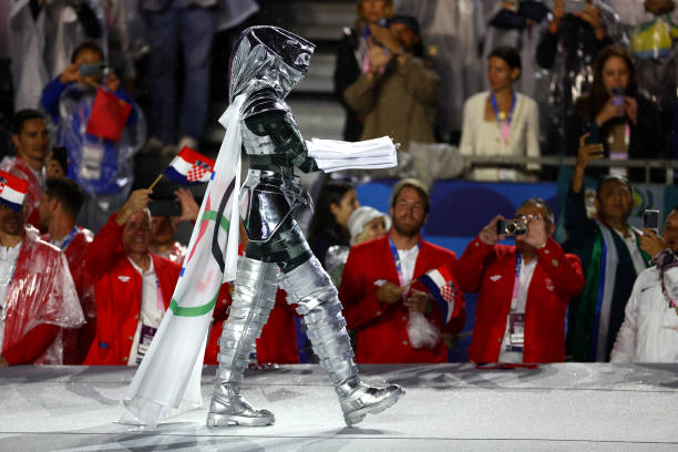 巴黎奥运会2024：开幕具体日期及奥运会举办频率解析