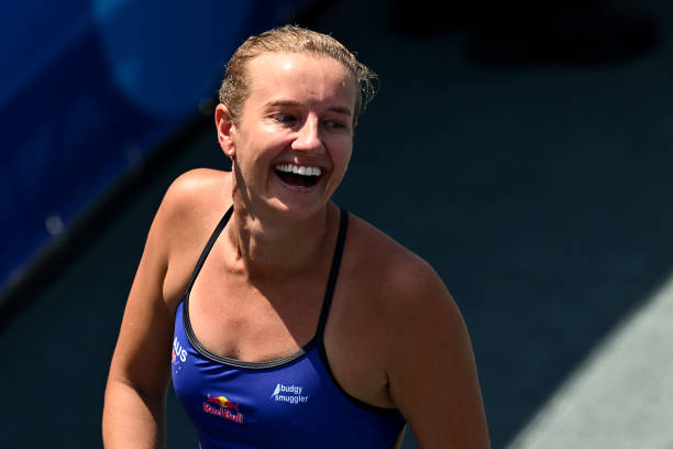 陈芋汐教练指导下的跳水队训练日常