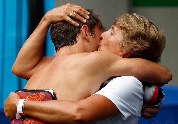 陈芋汐训练实况：赛场之外的拼搏与付出