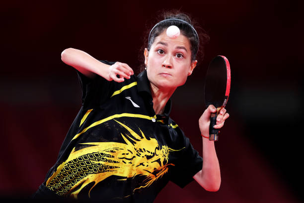 课间十分钟：乒乓球台上的欢乐时光