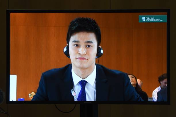 蝶泳名将经典对决：史上最激动人心的比赛回顾