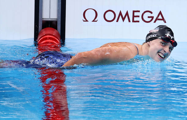 中国游泳赛事官网：赛事新闻与选手专访