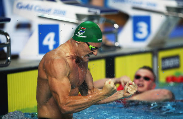 大连游泳馆价格与设施对比，帮你选最合适的！