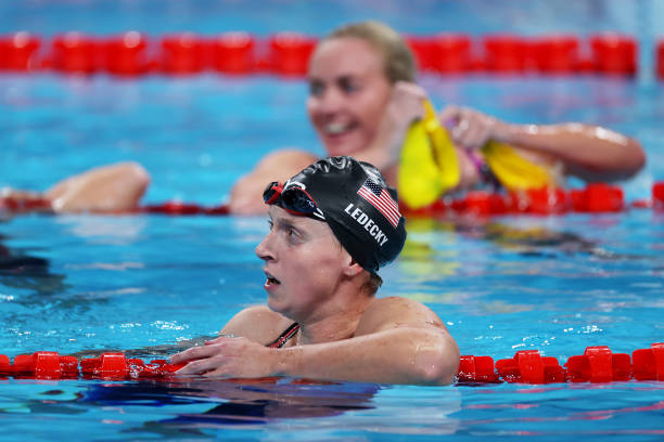 100米自由泳决赛成绩分析：谁是最强飞鱼？