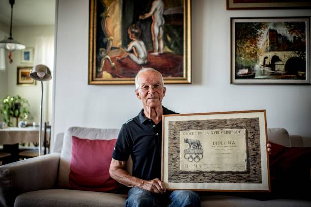 实用教程：如何安全有效地排出耳朵里的水