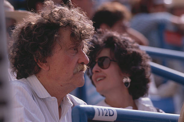 费德勒2020温网精彩瞬间：经典击球与关键比分回顾