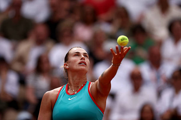 网球触网弹起后,落点判断的常见误区