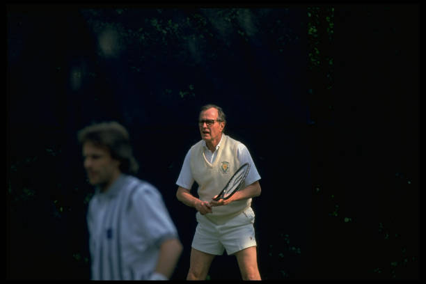 德约科维奇:从战火中崛起的网球传奇