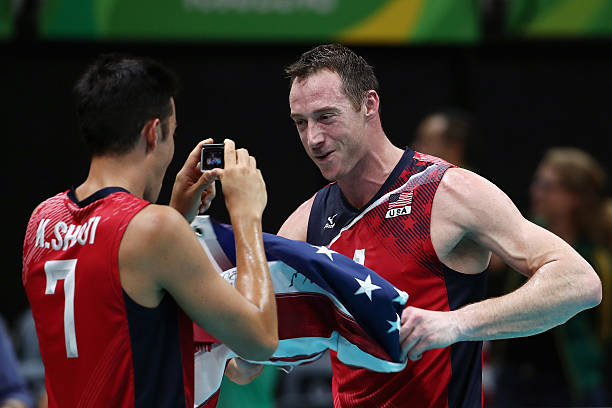 高中排球战术教学:进攻与防守策略设计