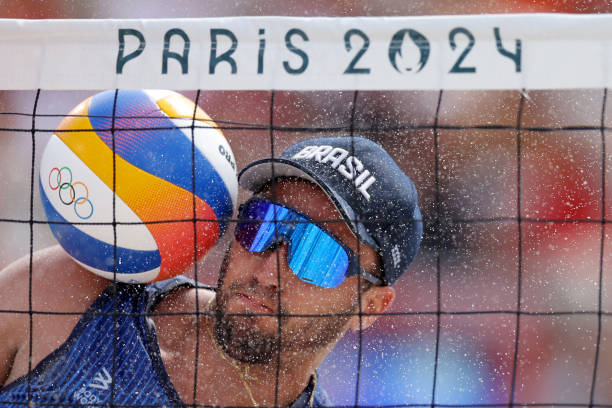 中考排球实战技巧：如何在考试中稳定发挥，拿到满分？